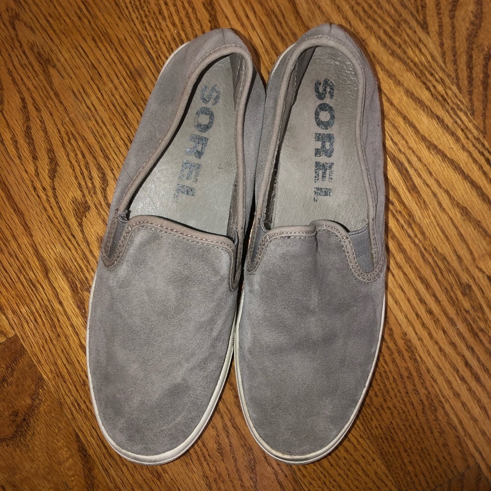 Sorel Slipe Ons 8.5